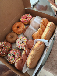 A & A Donuts