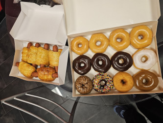 AHA DONUTS