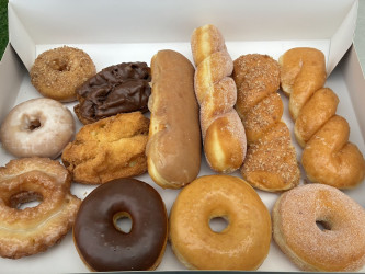 Alhambra Donuts