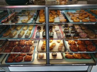 Alpine Cafe & Bakery