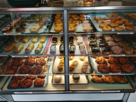 Alpine Cafe & Bakery