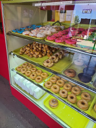 Alvin Donuts
