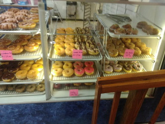 AM Donuts & Croissants