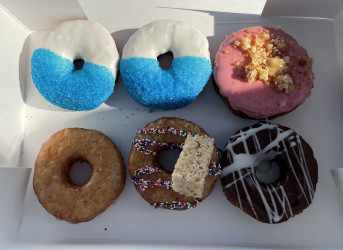 Amavida Donuts