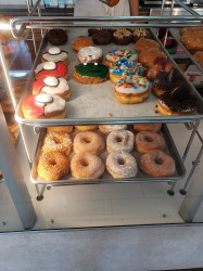 Ann's Donuts