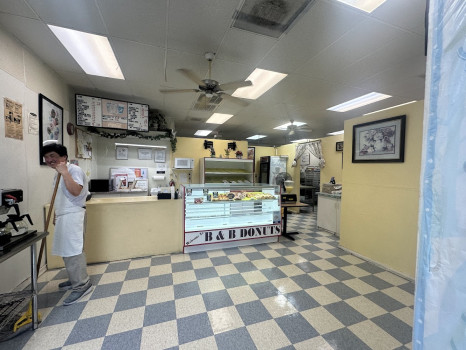 B & B Donuts