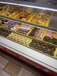 Baker's Dozen Donuts