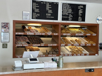 Baker's Dozen Kolaches & Donuts