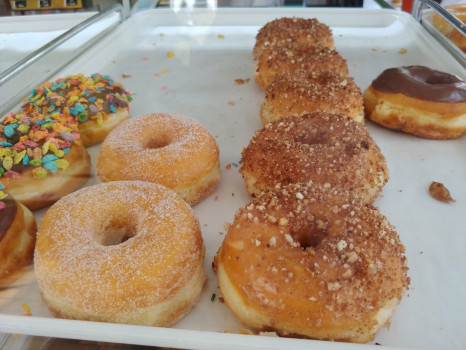 Bartha's Donuts