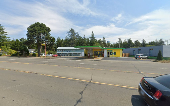 Big Dog Donuts & Deli