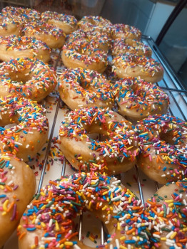 Bill's Donuts & Bake Shop