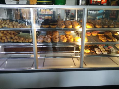 California Donuts and Deli