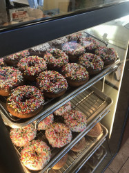 Castaic Donuts