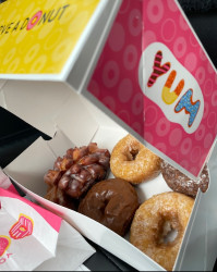 Castle Rock Donuts