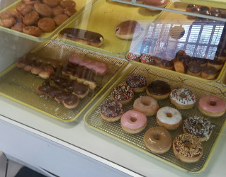 Cliff's Donut Shop