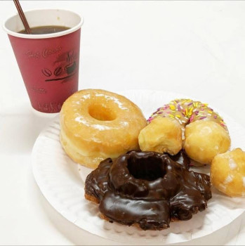 Crows Landing Donuts and Deli