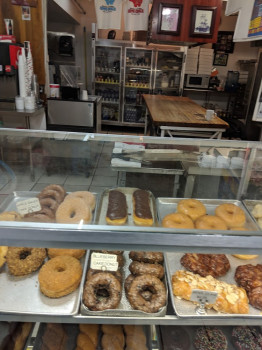 Dad's Donut & Bakery Shop