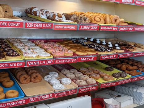 Dandee Donut Factory