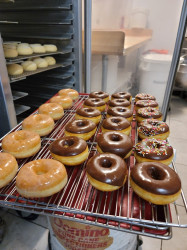 Dawn Donuts