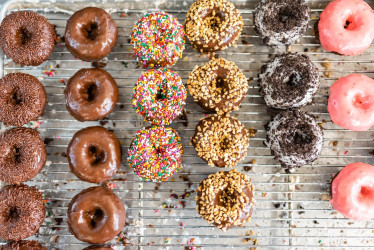 Daylight Donuts of Dacono/Amazin Glaze 2