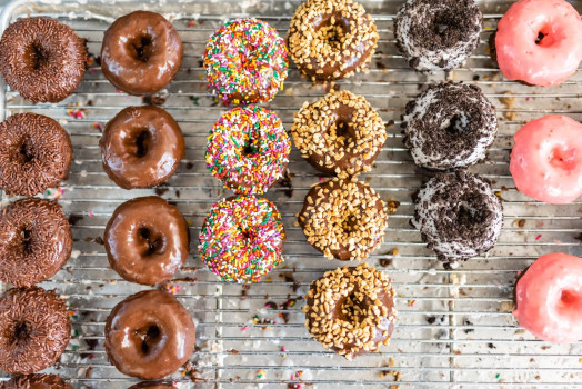 Daylight Donuts of Dacono/Amazin Glaze 2
