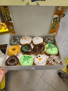 Daylight Donuts on 86th