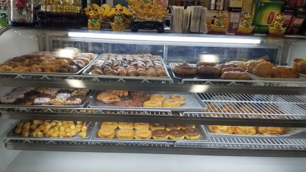 DC DONUT CAFE