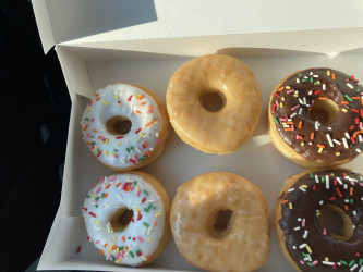 Dee Best Doughnuts