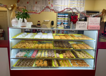 Delish Donuts