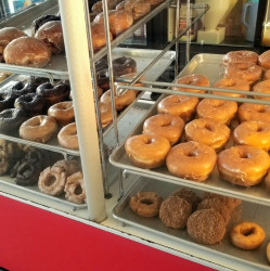 Dick's Donuts