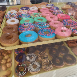 Donald Donuts Bryan 3308 E29th ST