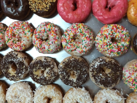 Donut Den
