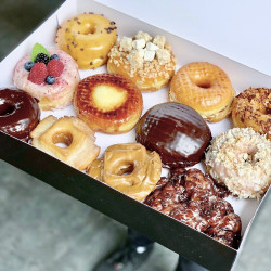 DONUT FRIEND DTLA