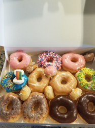 Donut House & Bakery