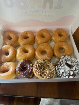 Donut Mart