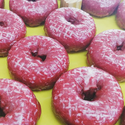 Donut World & Boba Tea & Vegan Donut