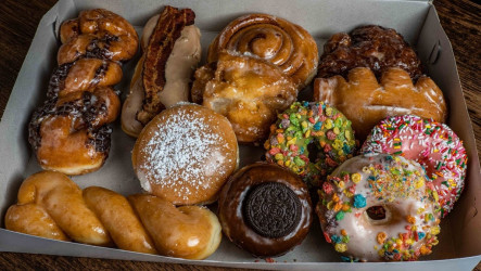 Donuts & Coffey