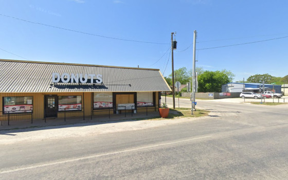 Downtown Donuts in alvord