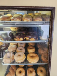 Dundee Donuts & Muffins