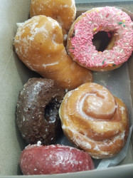 Elias Donuts