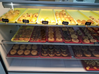 Family Smile Donut Shop