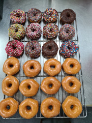 Fm Donuts