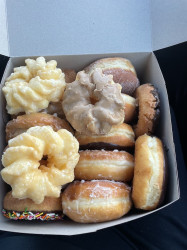 Fostar's Family Donuts