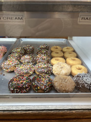 Foster's Donuts