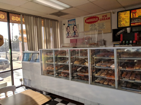 Frankie's Donuts & Deli