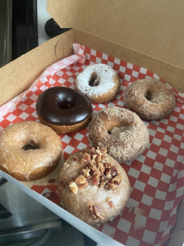 Fred's Coffee & Donuts
