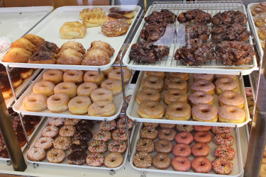 Fresh Donuts & Deli
