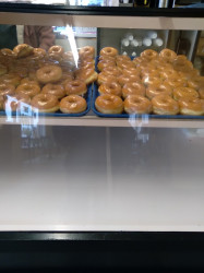 Gil's Donut Place