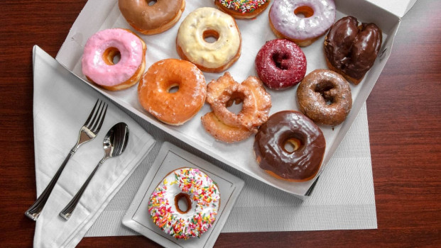Glee Donuts & Burgers