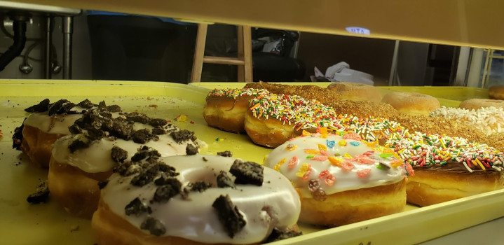 Hing's Donuts